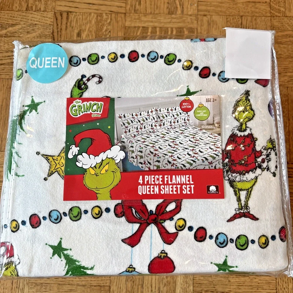Dr Seuss The Grinch Holiday Cotton Flannel QUEEN Sheet Set Christmas Trees NEW